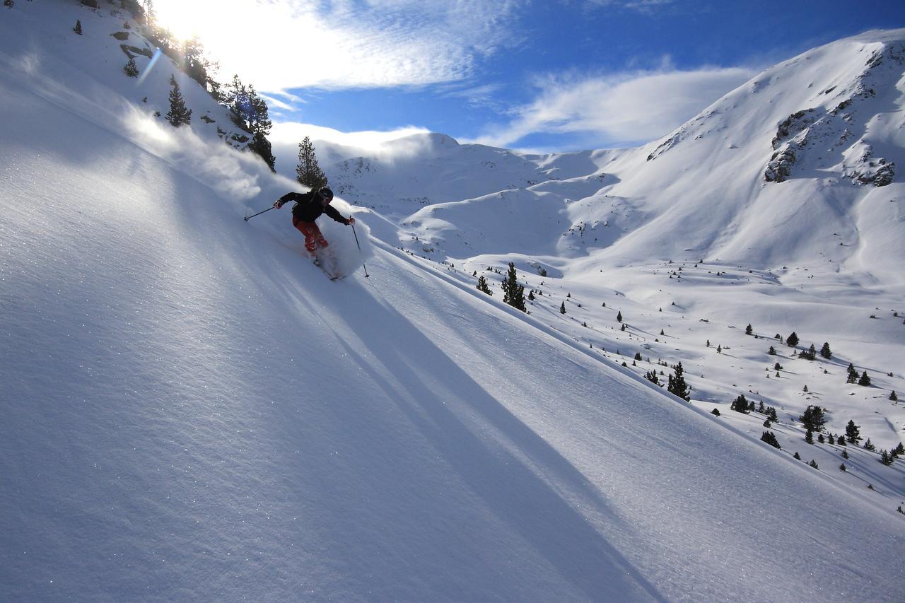 Hotel L'Auet Erill la Vall Exteriör bild